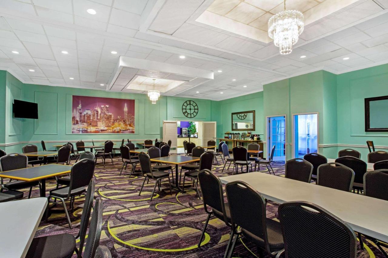 La Quinta By Wyndham Armonk Westchester Cnty Apt Dış mekan fotoğraf